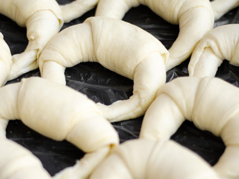 Medialunas dulces, saladas e integrales